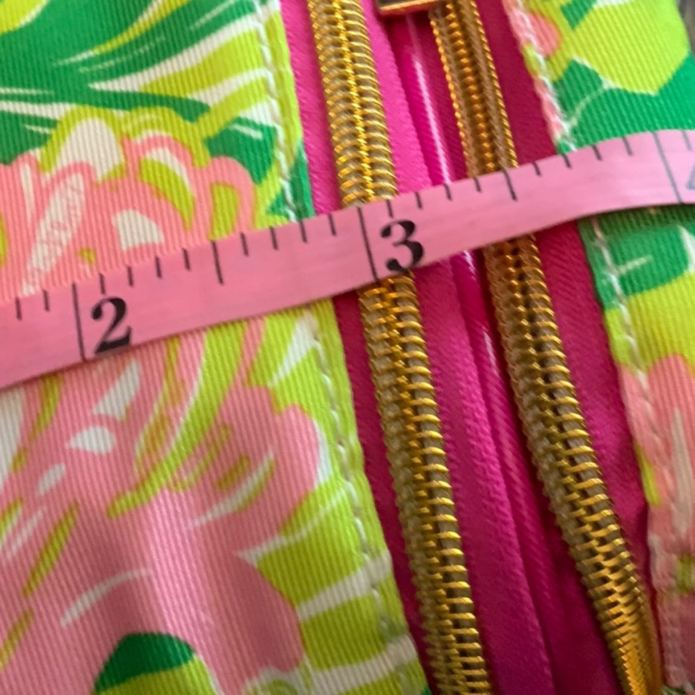NWT Lilly Pulitzer for target train case - Picture 9 of 10